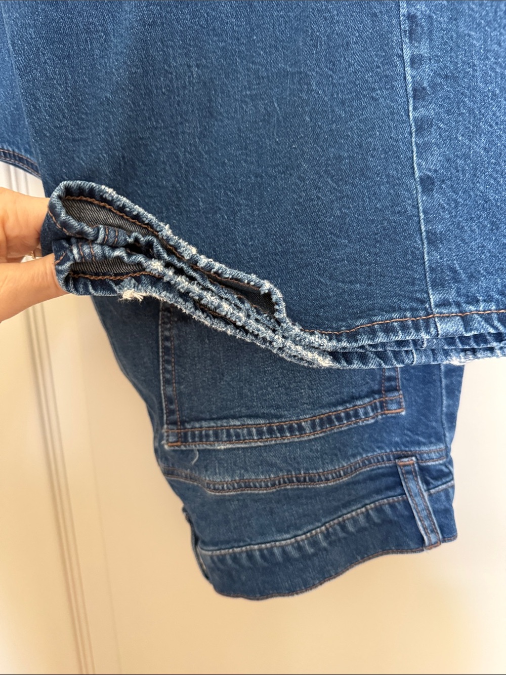 American Eagle 🦅 Dreamy Drape Strigid Barrel Jeans - Picture 8 of 8